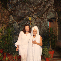 Mit Gurmukh 2009 in Rishikesh/Indien Kundalini Yoga Ausbildung